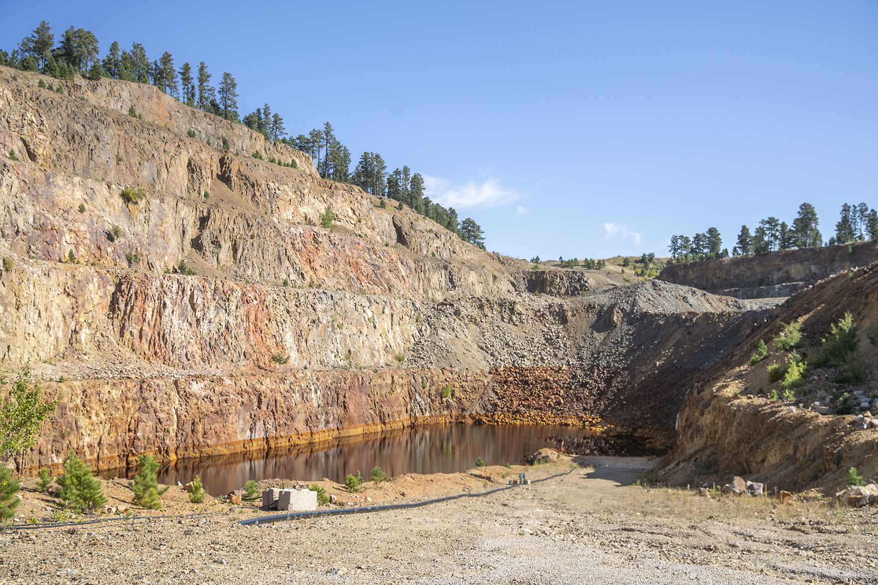 Gilt Edge Mine